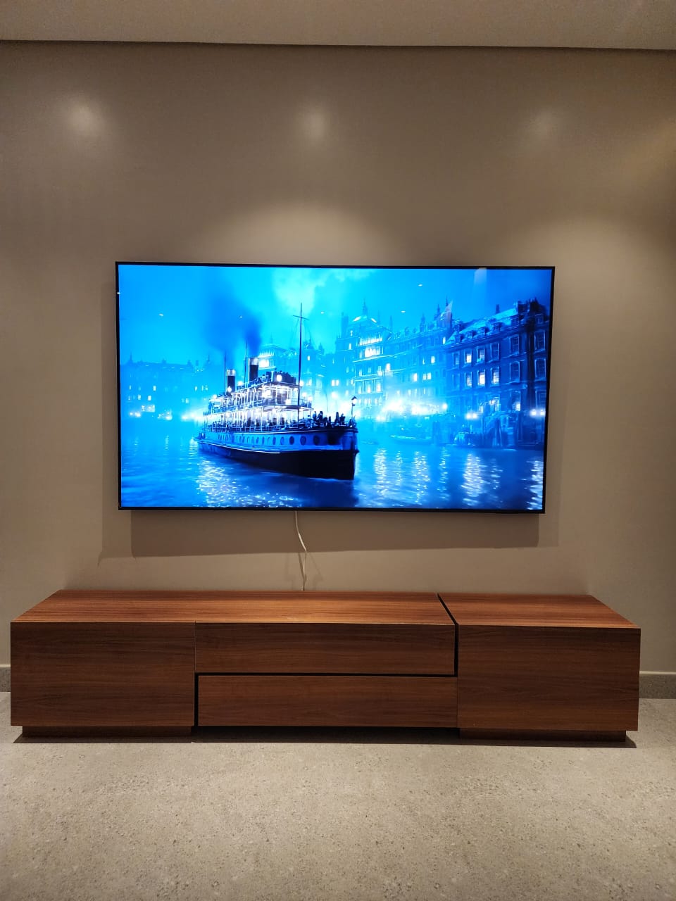 مكتبة تلفزيون مودرن بلون بني جوزي DE-165